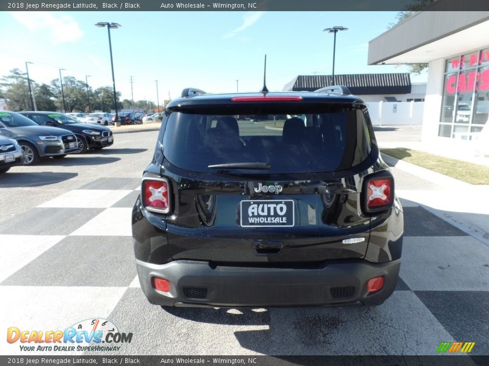 2018 Jeep Renegade Latitude Black / Black Photo #4