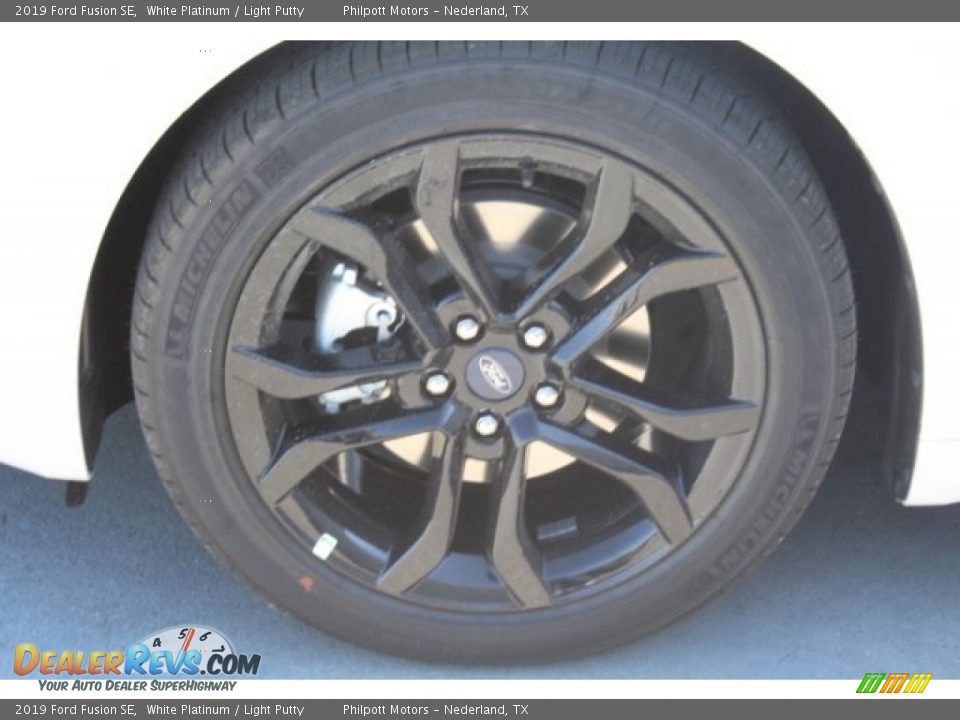 2019 Ford Fusion SE White Platinum / Light Putty Photo #5
