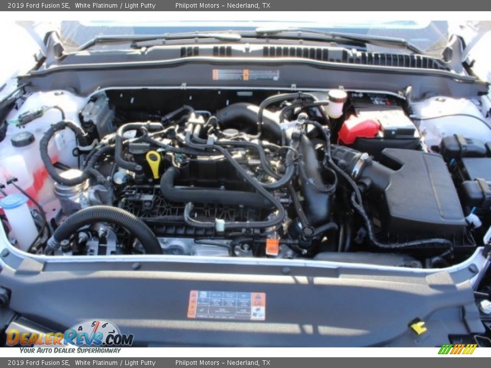 2019 Ford Fusion SE White Platinum / Light Putty Photo #22