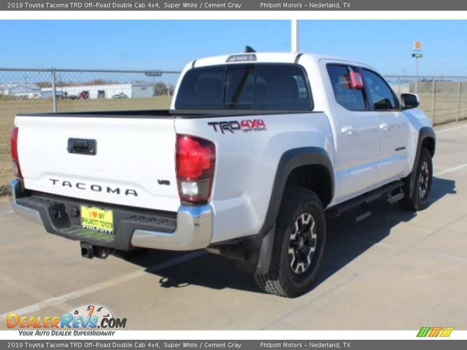 2019 Toyota Tacoma TRD Off-Road Double Cab 4x4 Super White / Cement Gray Photo #8