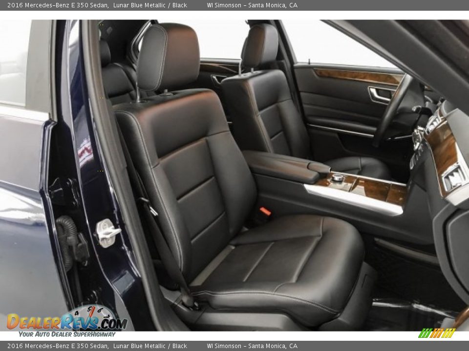 2016 Mercedes-Benz E 350 Sedan Lunar Blue Metallic / Black Photo #6