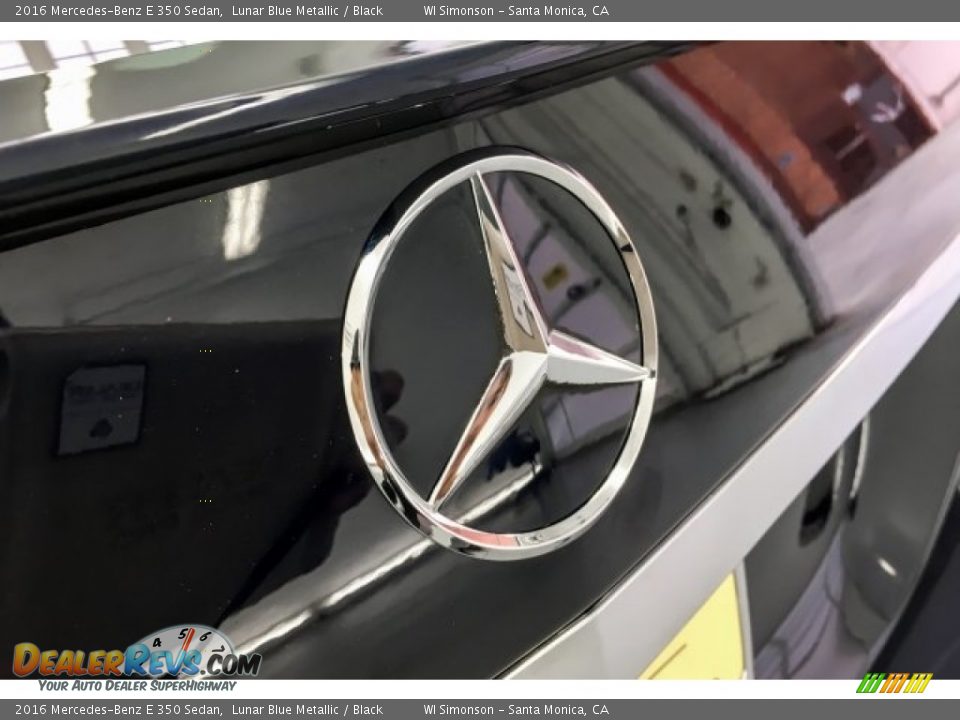 2016 Mercedes-Benz E 350 Sedan Lunar Blue Metallic / Black Photo #28