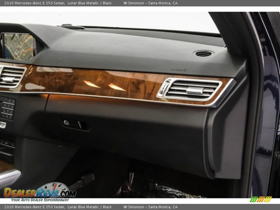 2016 Mercedes-Benz E 350 Sedan Lunar Blue Metallic / Black Photo #29