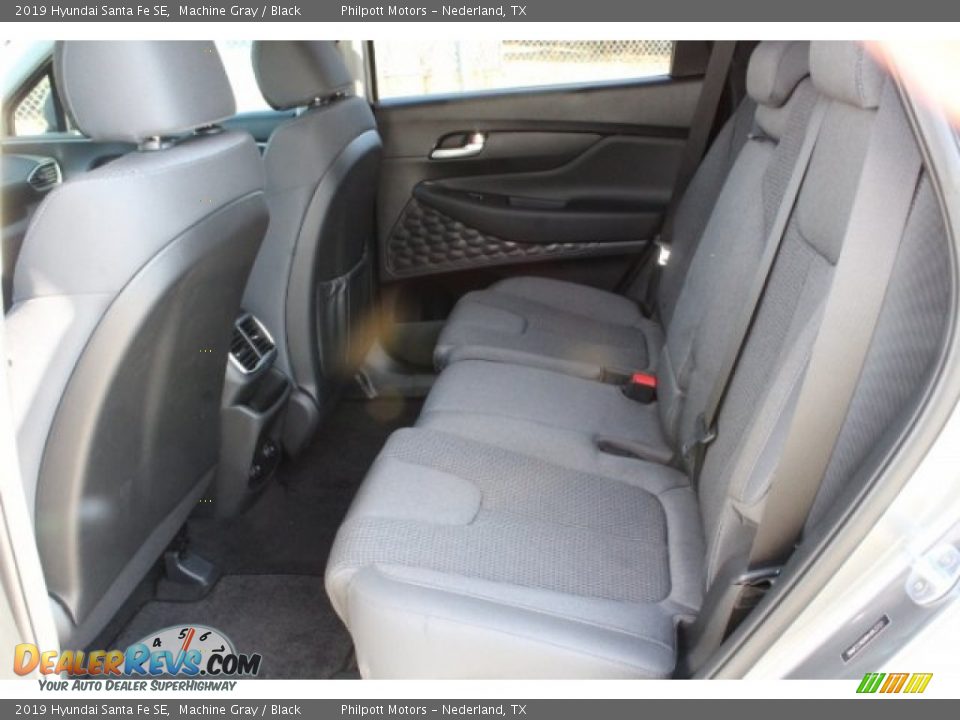 2019 Hyundai Santa Fe SE Machine Gray / Black Photo #19