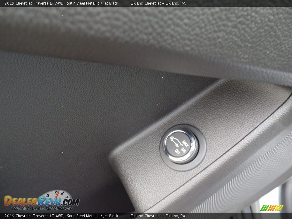 2019 Chevrolet Traverse LT AWD Satin Steel Metallic / Jet Black Photo #15