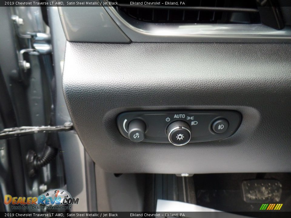 2019 Chevrolet Traverse LT AWD Satin Steel Metallic / Jet Black Photo #24