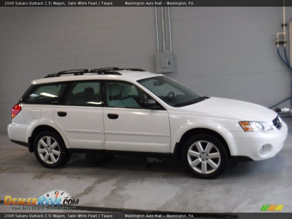 2006 Subaru Outback 2.5i Wagon Satin White Pearl / Taupe Photo #2