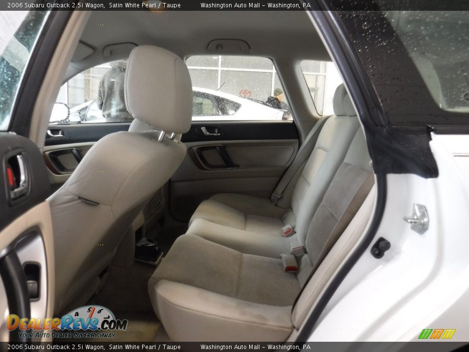 2006 Subaru Outback 2.5i Wagon Satin White Pearl / Taupe Photo #16