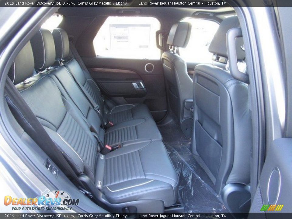 Rear Seat of 2019 Land Rover Discovery HSE Luxury Photo #21