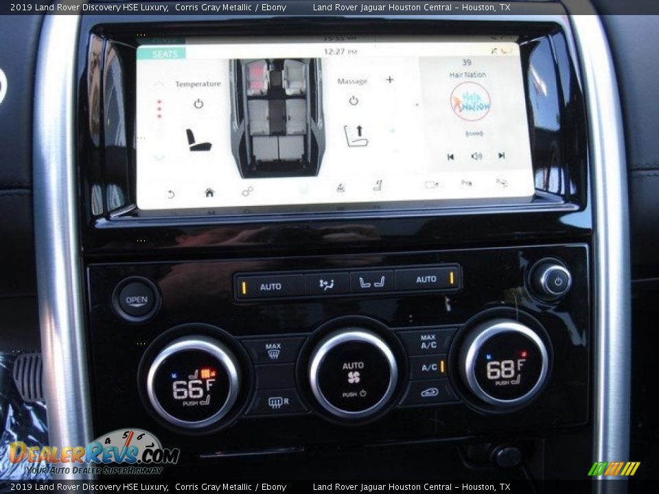 Controls of 2019 Land Rover Discovery HSE Luxury Photo #36
