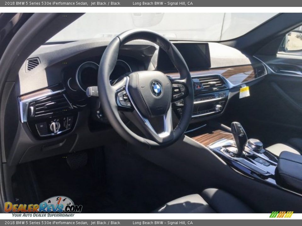 2018 BMW 5 Series 530e iPerfomance Sedan Jet Black / Black Photo #4