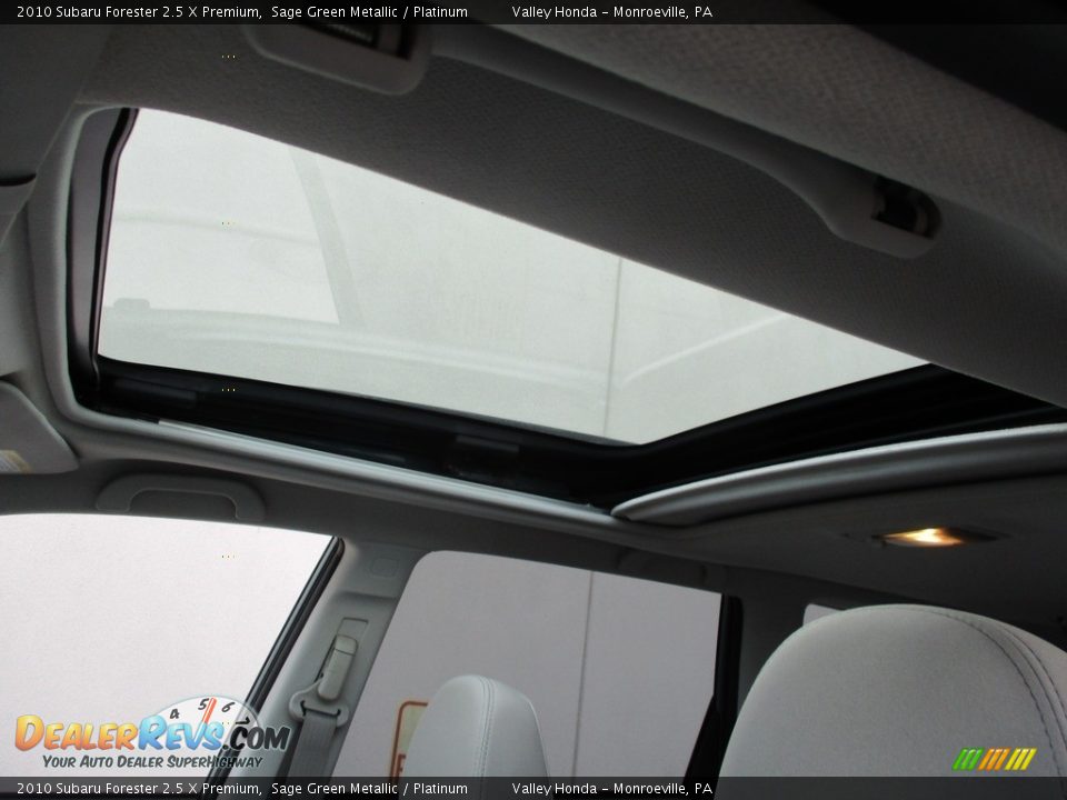 2010 Subaru Forester 2.5 X Premium Sage Green Metallic / Platinum Photo #12