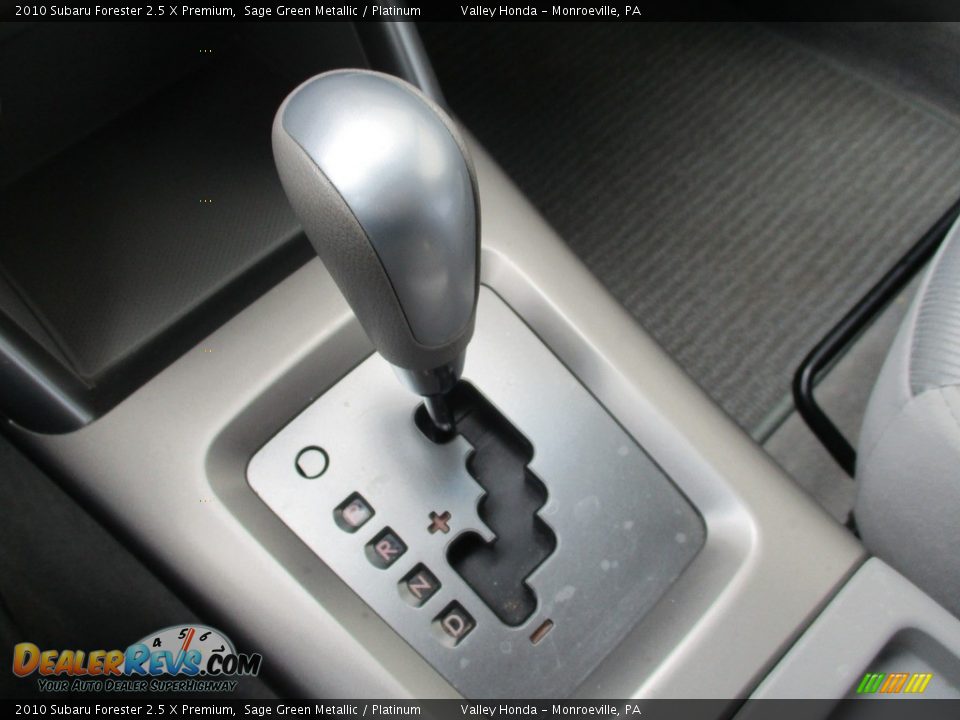 2010 Subaru Forester 2.5 X Premium Sage Green Metallic / Platinum Photo #17