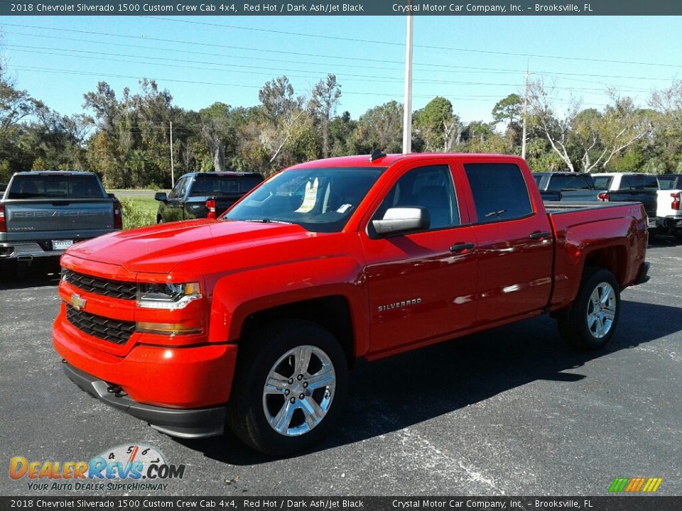 2018 Chevrolet Silverado 1500 Custom Crew Cab 4x4 Red Hot / Dark Ash/Jet Black Photo #1