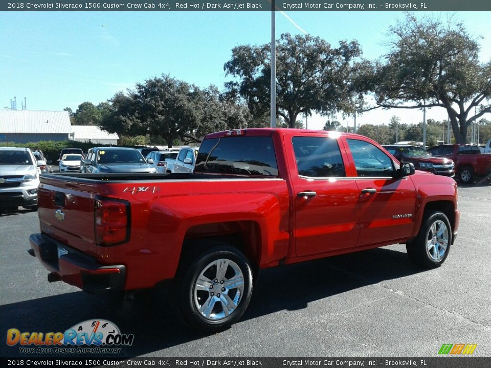 2018 Chevrolet Silverado 1500 Custom Crew Cab 4x4 Red Hot / Dark Ash/Jet Black Photo #5