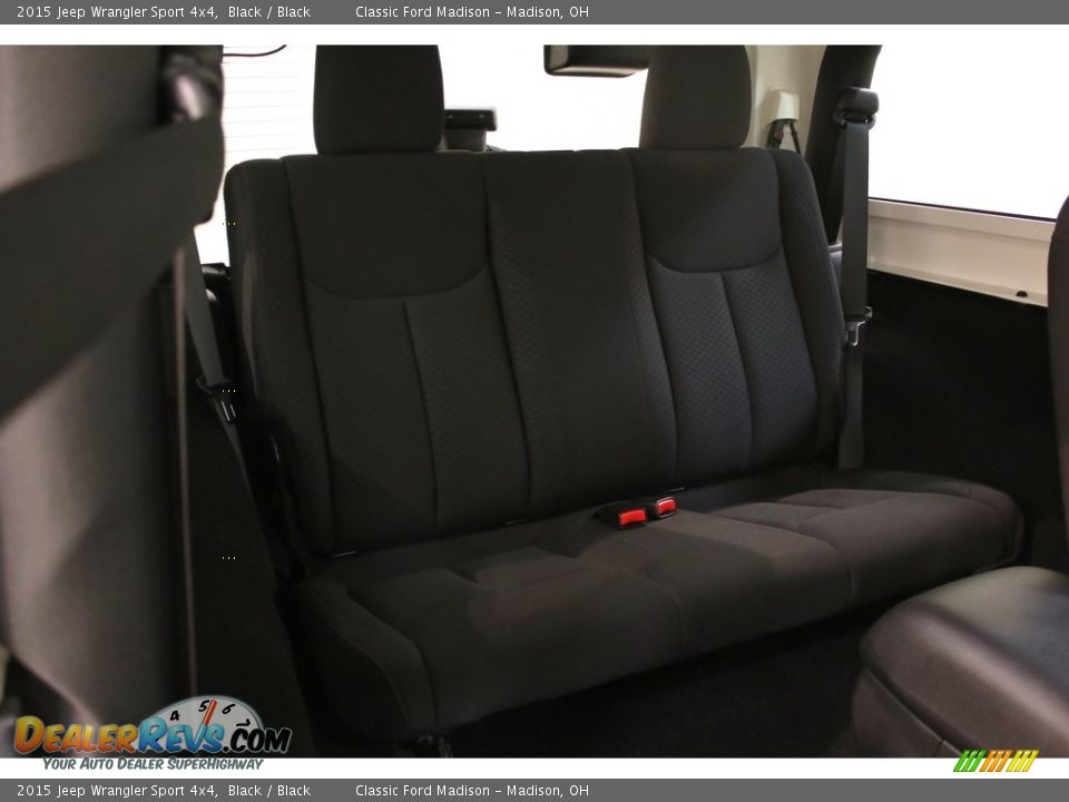 2015 Jeep Wrangler Sport 4x4 Black / Black Photo #15