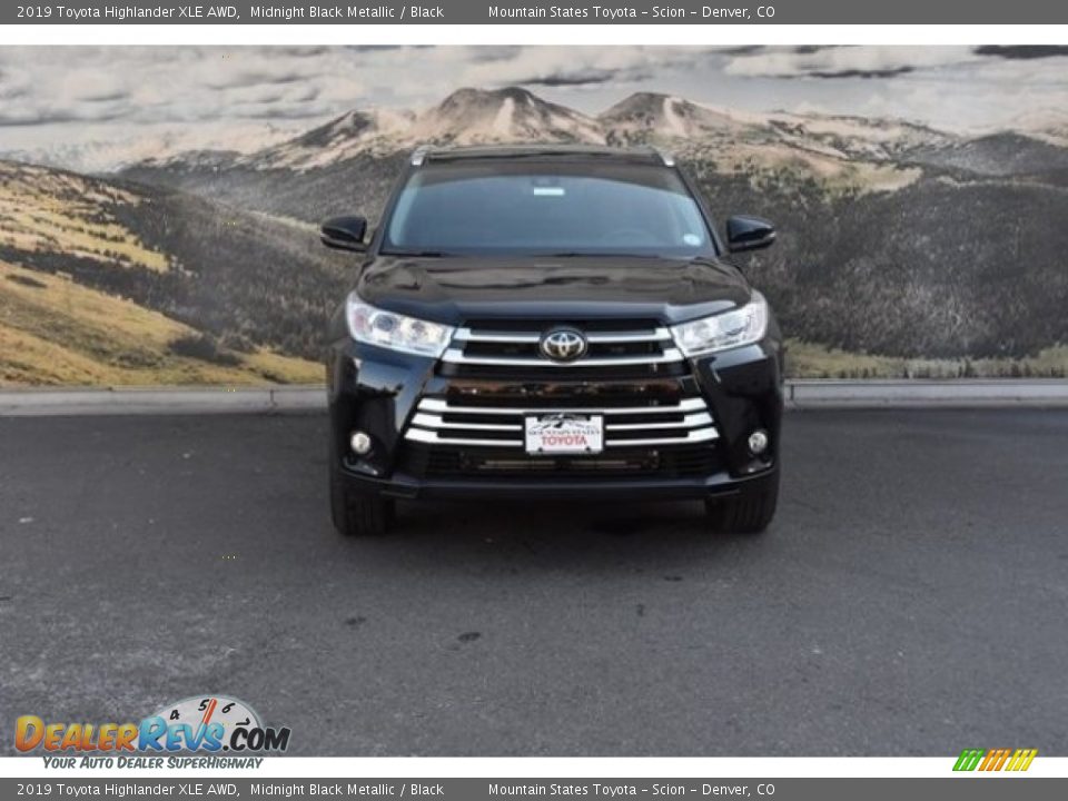 2019 Toyota Highlander XLE AWD Midnight Black Metallic / Black Photo #2