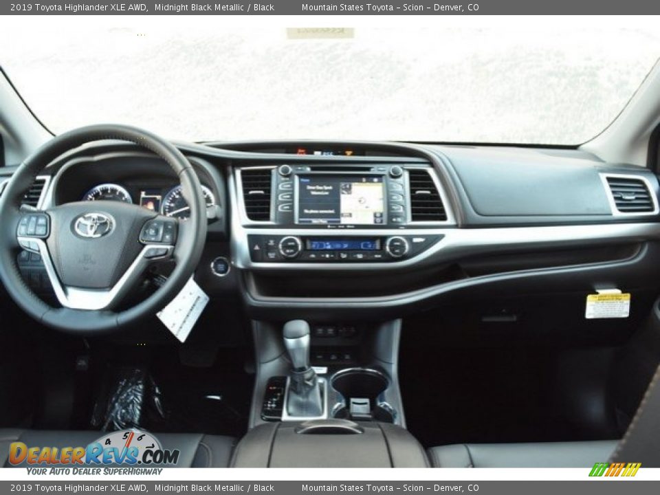 2019 Toyota Highlander XLE AWD Midnight Black Metallic / Black Photo #8