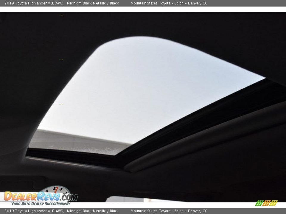 2019 Toyota Highlander XLE AWD Midnight Black Metallic / Black Photo #9