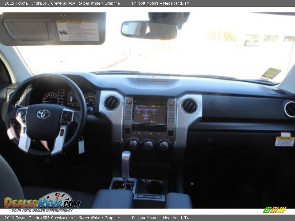 2019 Toyota Tundra SR5 CrewMax 4x4 Super White / Graphite Photo #19
