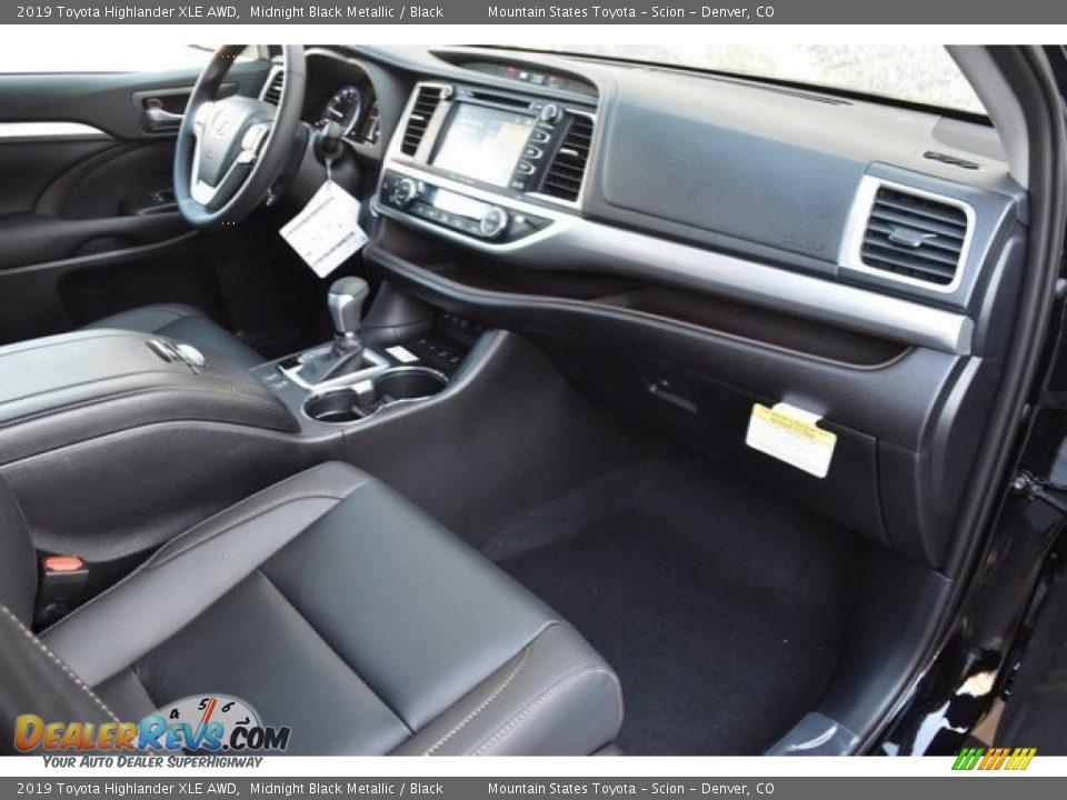 2019 Toyota Highlander XLE AWD Midnight Black Metallic / Black Photo #11