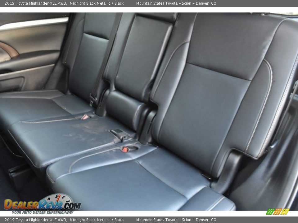 2019 Toyota Highlander XLE AWD Midnight Black Metallic / Black Photo #16
