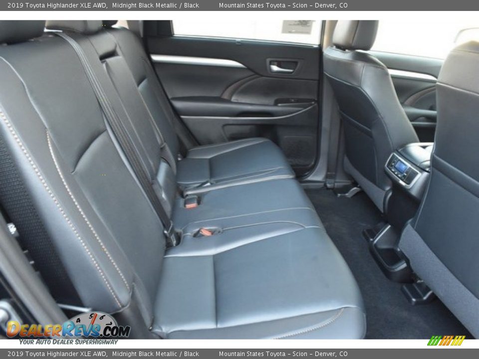 2019 Toyota Highlander XLE AWD Midnight Black Metallic / Black Photo #19
