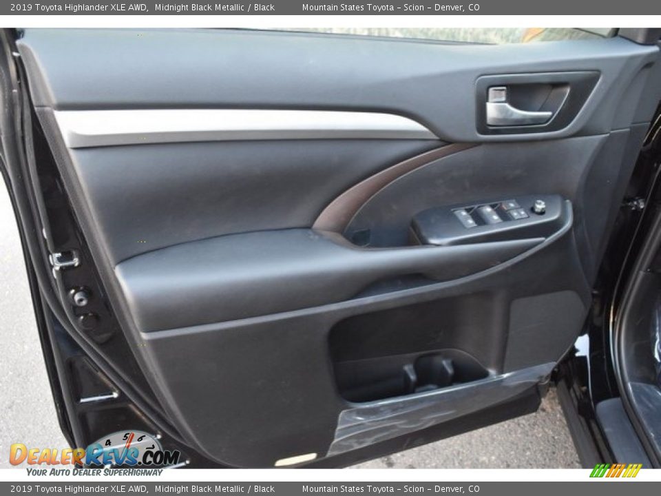 2019 Toyota Highlander XLE AWD Midnight Black Metallic / Black Photo #23