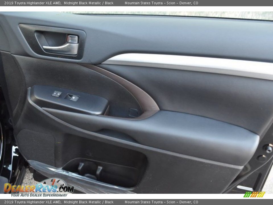 2019 Toyota Highlander XLE AWD Midnight Black Metallic / Black Photo #25