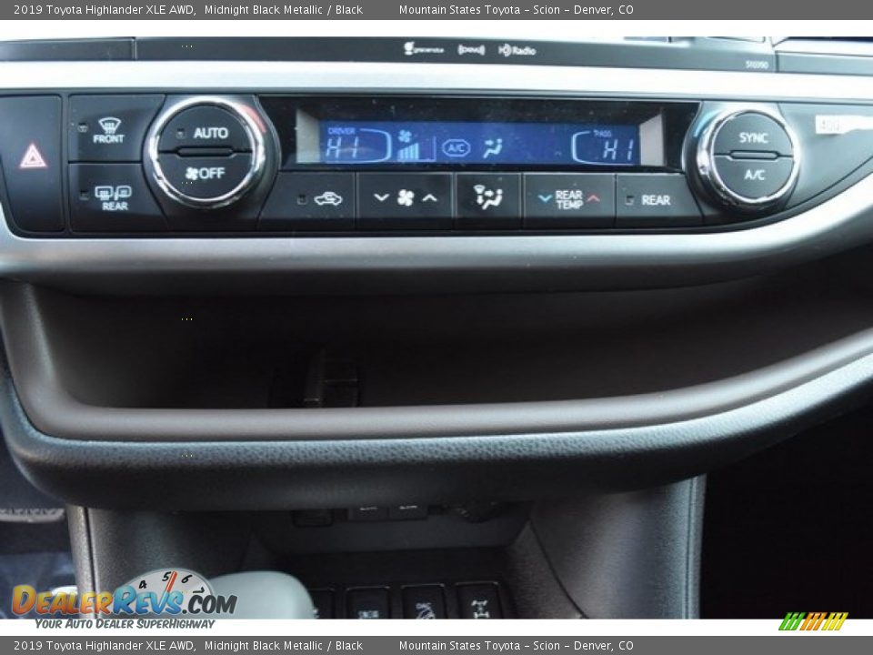 2019 Toyota Highlander XLE AWD Midnight Black Metallic / Black Photo #32