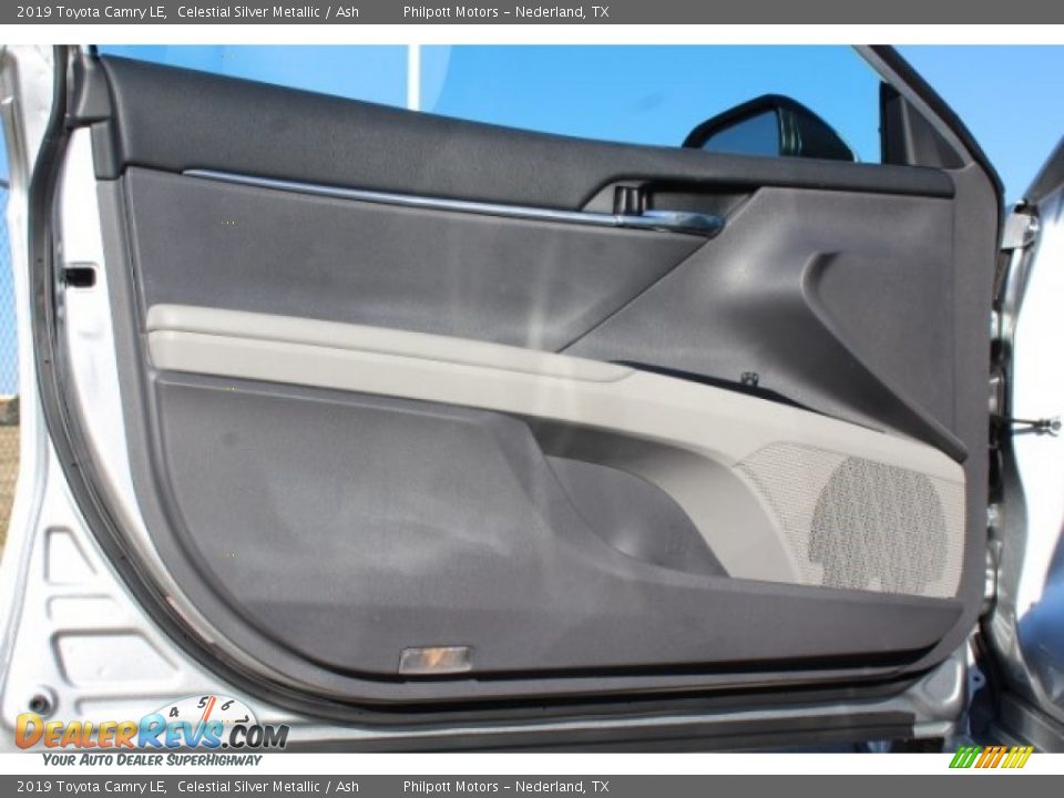 2019 Toyota Camry LE Celestial Silver Metallic / Ash Photo #9