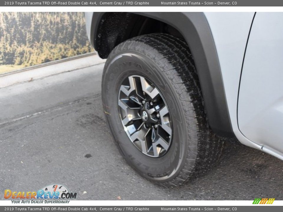 2019 Toyota Tacoma TRD Off-Road Double Cab 4x4 Cement Gray / TRD Graphite Photo #32