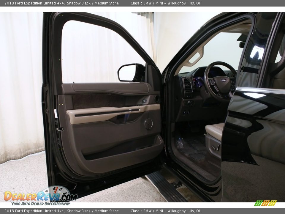 2018 Ford Expedition Limited 4x4 Shadow Black / Medium Stone Photo #4