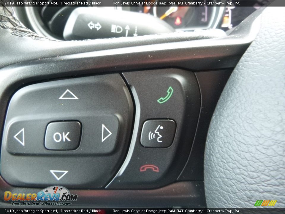 2019 Jeep Wrangler Sport 4x4 Steering Wheel Photo #20