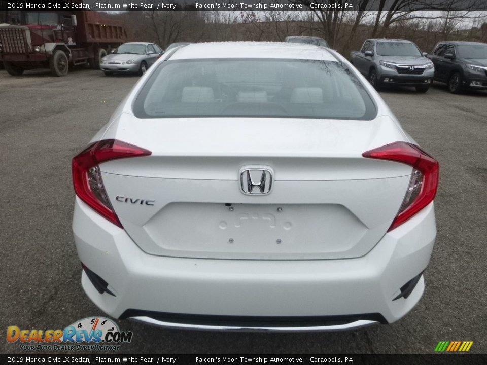 2019 Honda Civic LX Sedan Platinum White Pearl / Ivory Photo #4