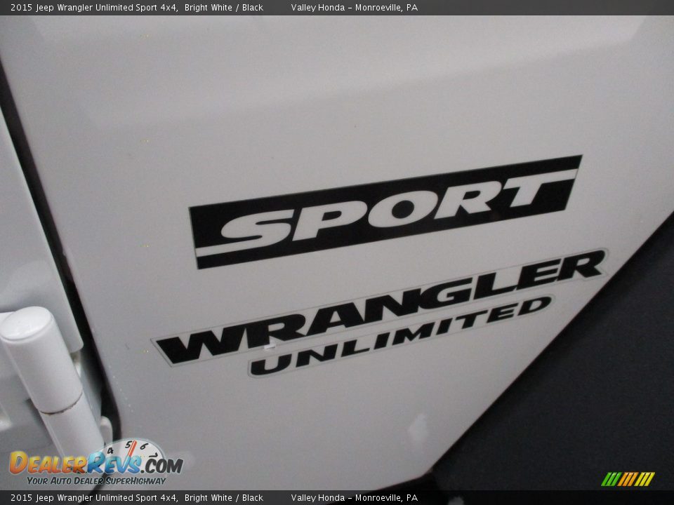 2015 Jeep Wrangler Unlimited Sport 4x4 Bright White / Black Photo #6