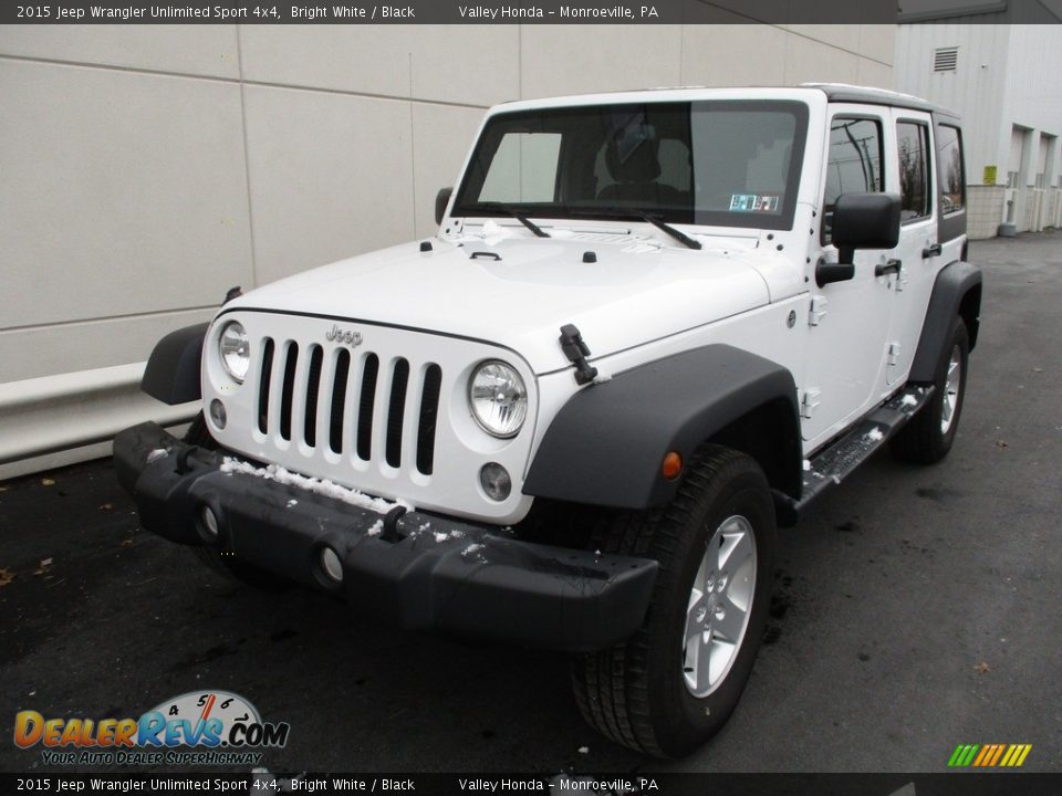 2015 Jeep Wrangler Unlimited Sport 4x4 Bright White / Black Photo #10