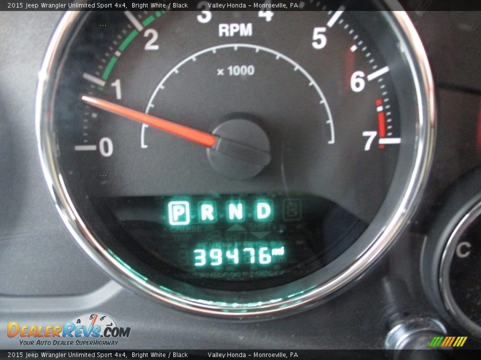 2015 Jeep Wrangler Unlimited Sport 4x4 Bright White / Black Photo #20