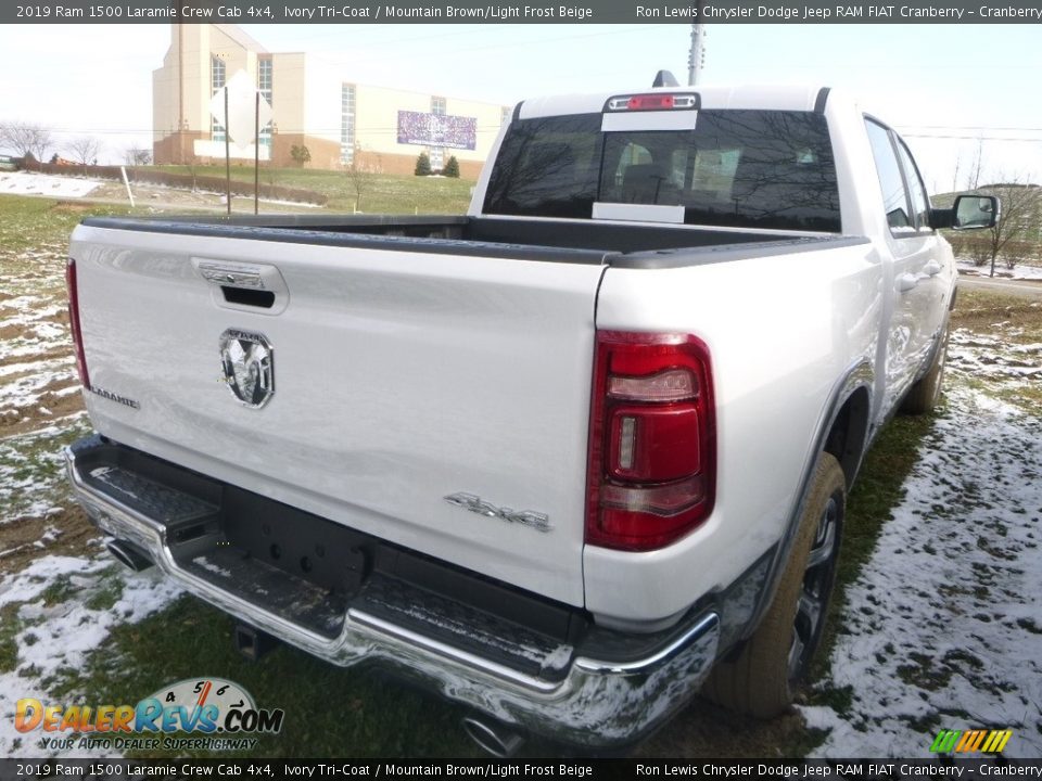 2019 Ram 1500 Laramie Crew Cab 4x4 Ivory Tri–Coat / Mountain Brown/Light Frost Beige Photo #5