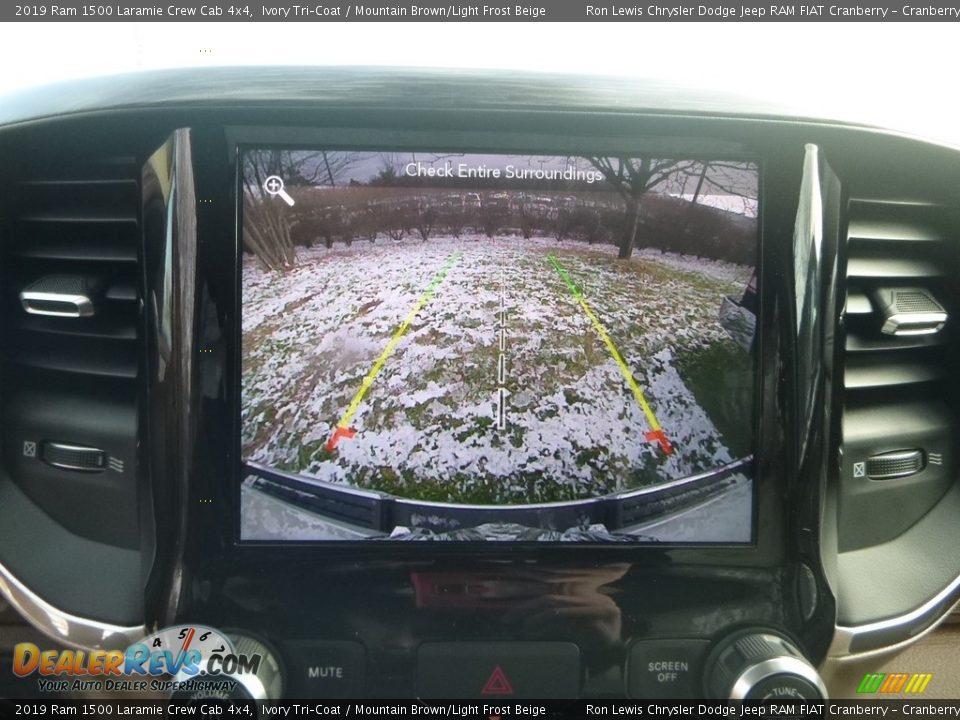 2019 Ram 1500 Laramie Crew Cab 4x4 Ivory Tri–Coat / Mountain Brown/Light Frost Beige Photo #17