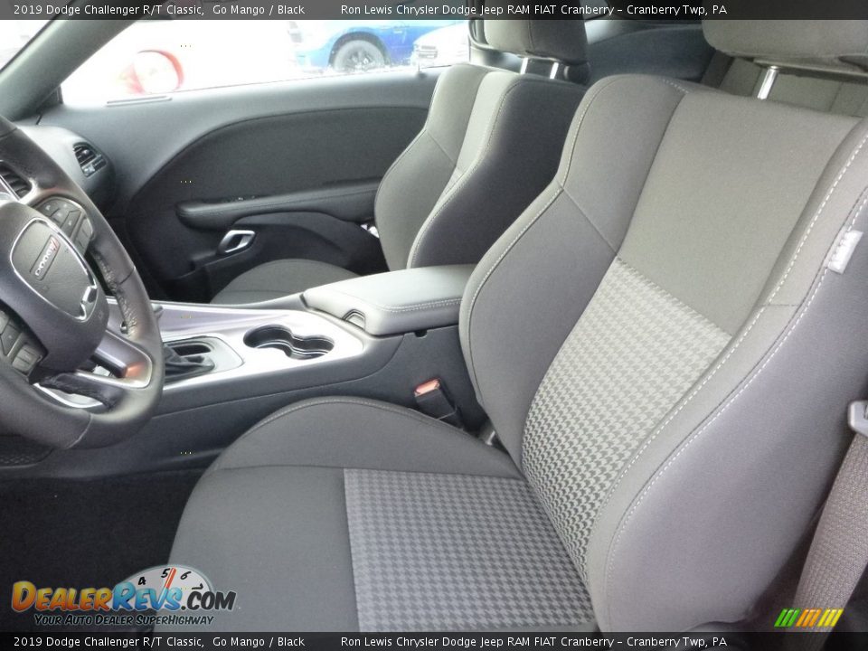 Front Seat of 2019 Dodge Challenger R/T Classic Photo #15