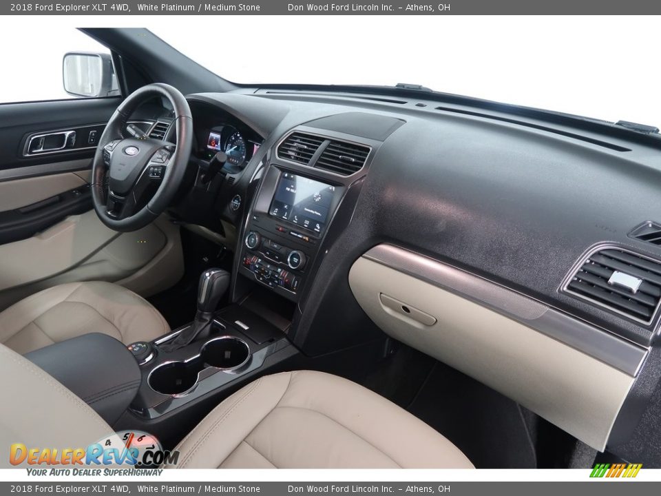 2018 Ford Explorer XLT 4WD White Platinum / Medium Stone Photo #16