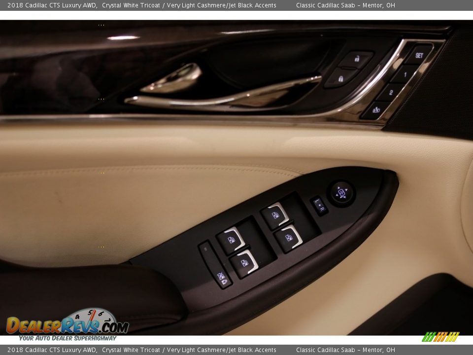 2018 Cadillac CTS Luxury AWD Crystal White Tricoat / Very Light Cashmere/Jet Black Accents Photo #5