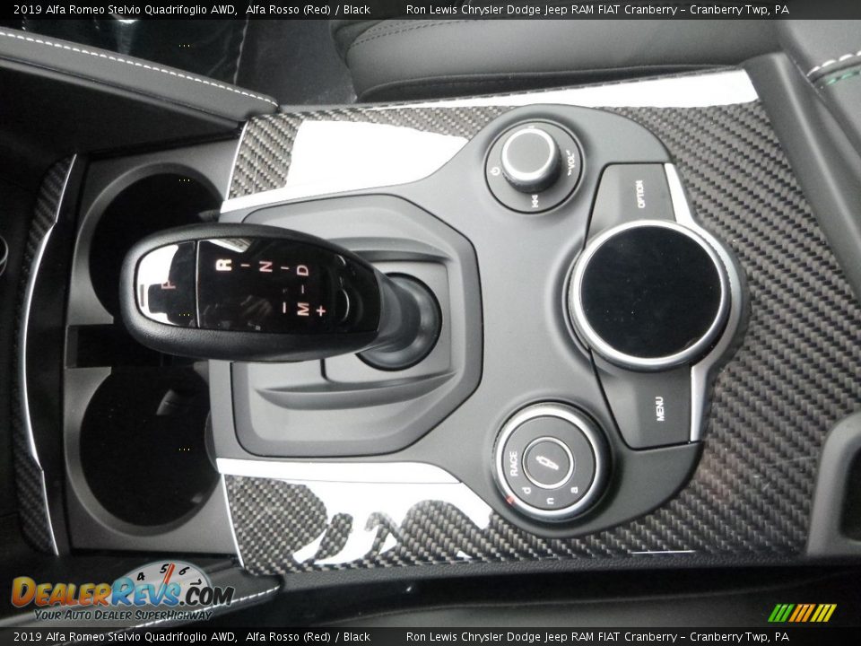 2019 Alfa Romeo Stelvio Quadrifoglio AWD Shifter Photo #30