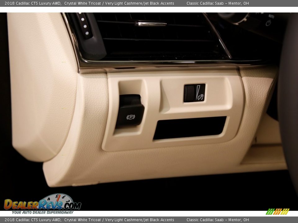 2018 Cadillac CTS Luxury AWD Crystal White Tricoat / Very Light Cashmere/Jet Black Accents Photo #8