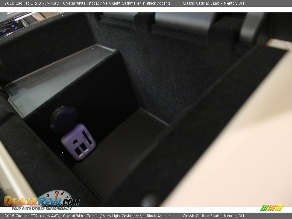 2018 Cadillac CTS Luxury AWD Crystal White Tricoat / Very Light Cashmere/Jet Black Accents Photo #26