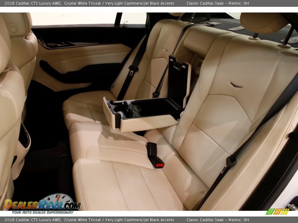 2018 Cadillac CTS Luxury AWD Crystal White Tricoat / Very Light Cashmere/Jet Black Accents Photo #31