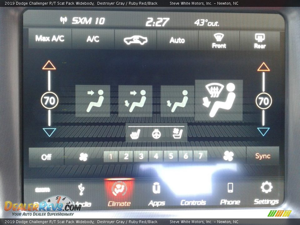 Controls of 2019 Dodge Challenger R/T Scat Pack Widebody Photo #22