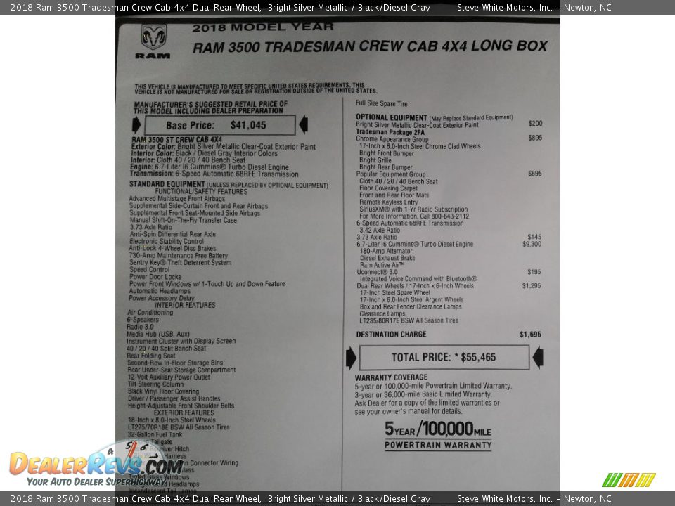 2018 Ram 3500 Tradesman Crew Cab 4x4 Dual Rear Wheel Bright Silver Metallic / Black/Diesel Gray Photo #28