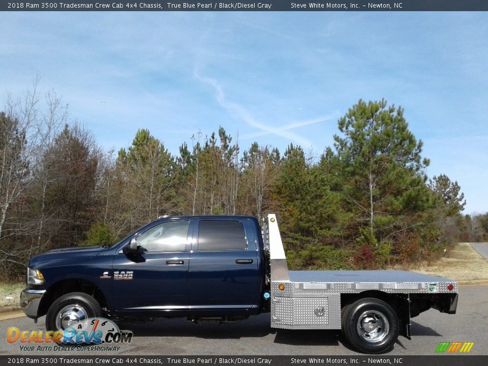 2018 Ram 3500 Tradesman Crew Cab 4x4 Chassis True Blue Pearl / Black/Diesel Gray Photo #1